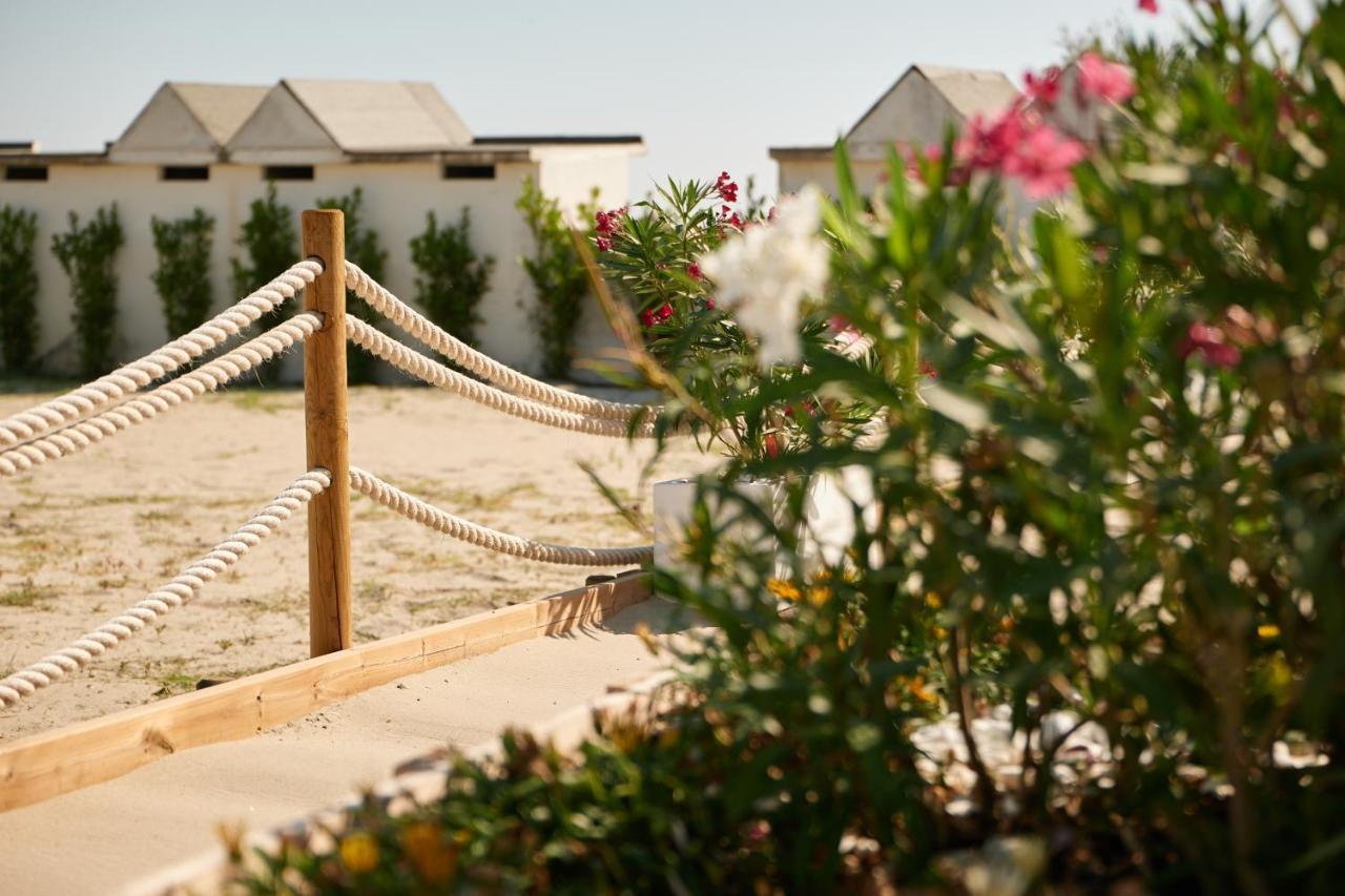 Hotel Saraceno Resort With Private Beach มิลาโน แมริตทิมา ภายนอก รูปภาพ