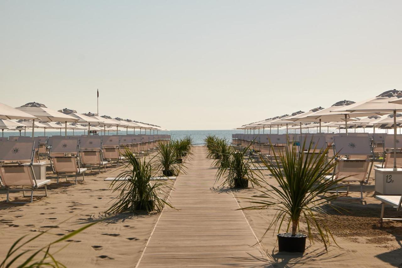 Hotel Saraceno Resort With Private Beach มิลาโน แมริตทิมา ภายนอก รูปภาพ