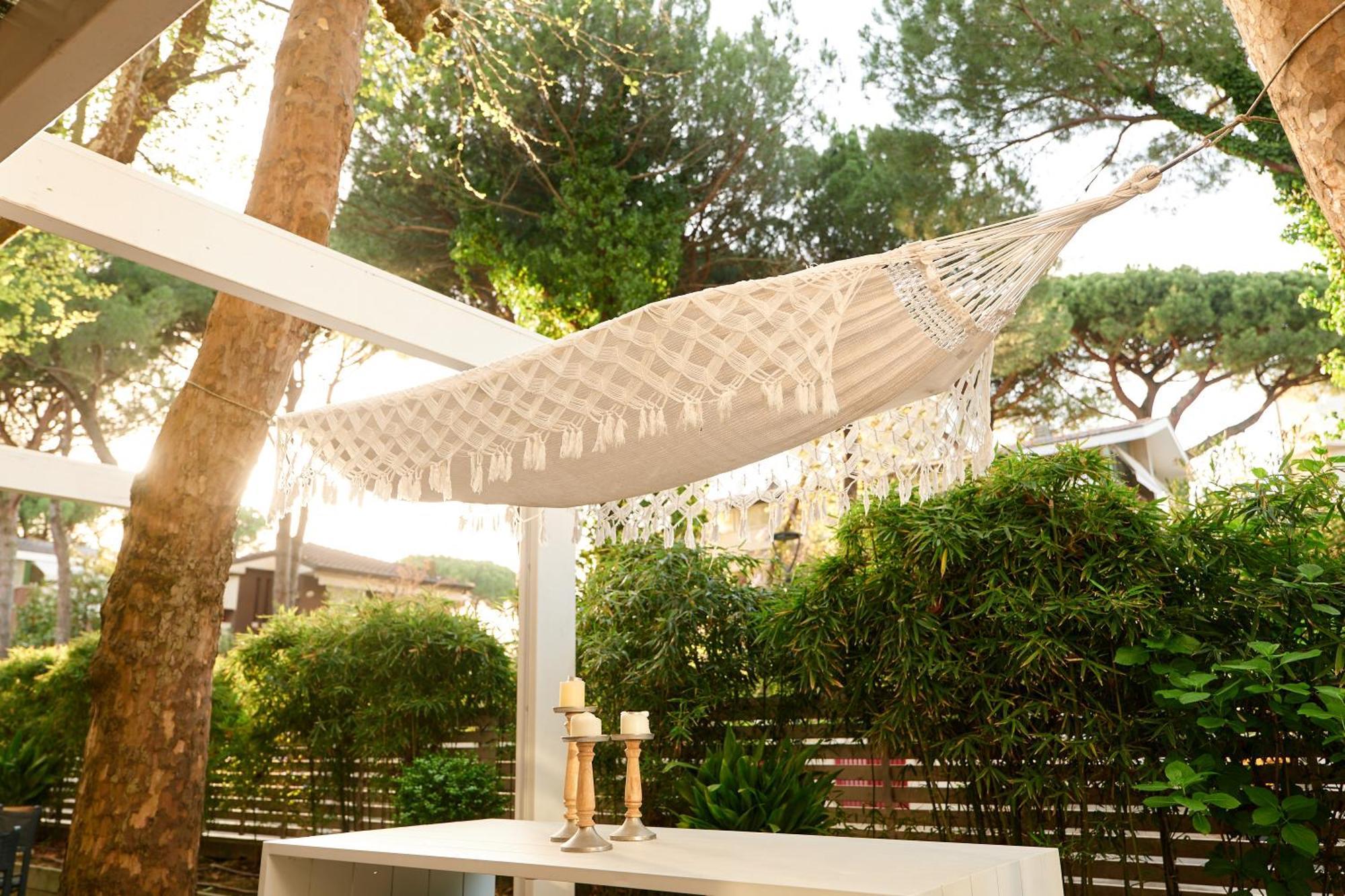 Hotel Saraceno Resort With Private Beach มิลาโน แมริตทิมา ภายนอก รูปภาพ
